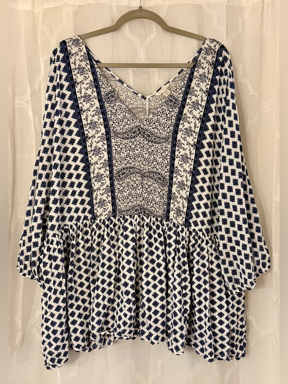 Cato Est 1946 26/28W Navy White Mixed Print Boho Peasant Blouse Plus Size